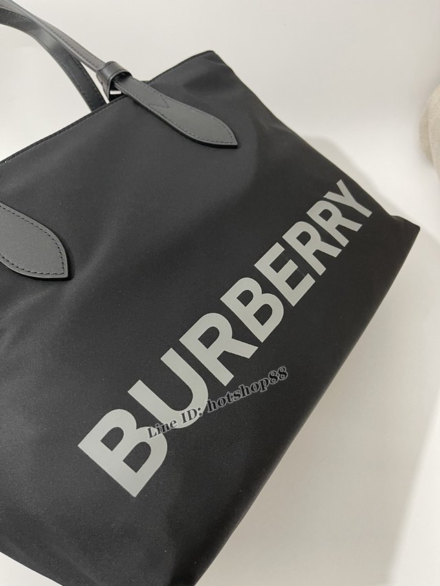 Burberry專櫃新款尼龍配皮托特包 巴寶莉購物袋手提購物袋 yxb1397